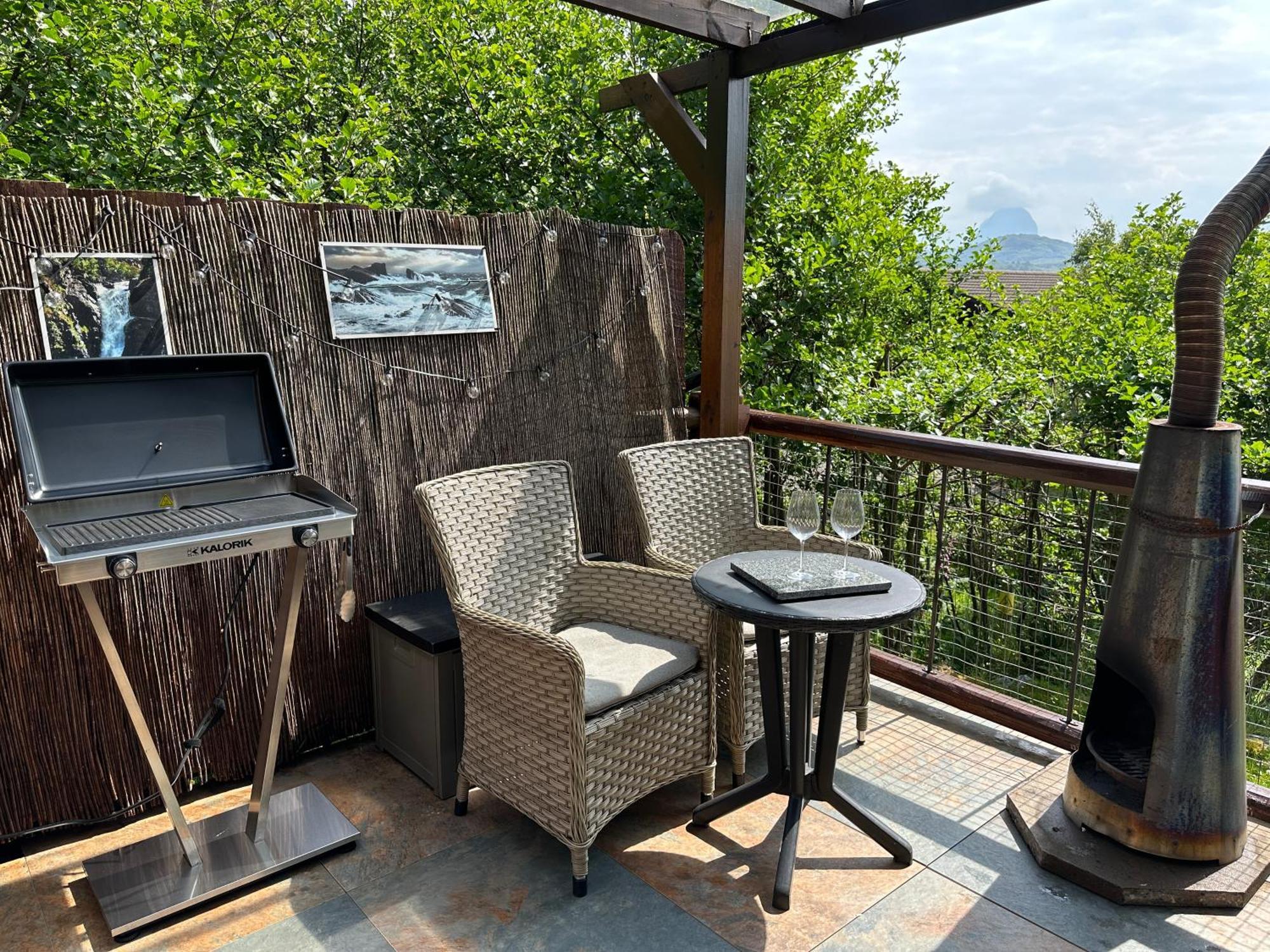 Hotel Mountview Pod Lochinver Exterior foto